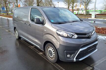 Toyota Proace (Verso) 115.000 km 17.690 &euro; Klein Schwaß 18198