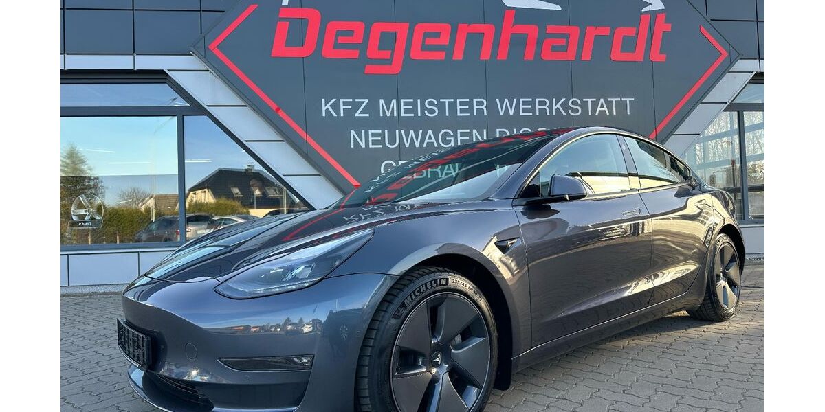 Tesla Model 3 48.860 km 31.990 € Mönchhagen 18182