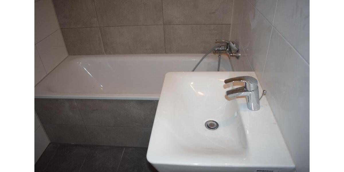 Etagenwohnung Rostock Alt Bartelsdorf - 4 Zimmer, 72 m&sup2;, 780&euro; | Angebot:26548273