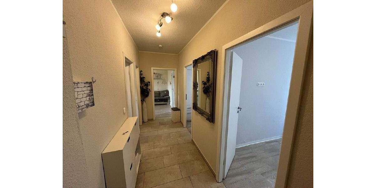 Etagenwohnung Rostock Groß Klein - 2 Zimmer, 50 m&sup2;, 845&euro; | Angebot:25213023