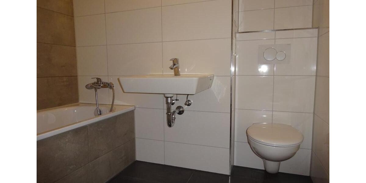 Etagenwohnung Rostock Alt Bartelsdorf - 4 Zimmer, 72 m&sup2;, 780&euro; | Angebot:26548273