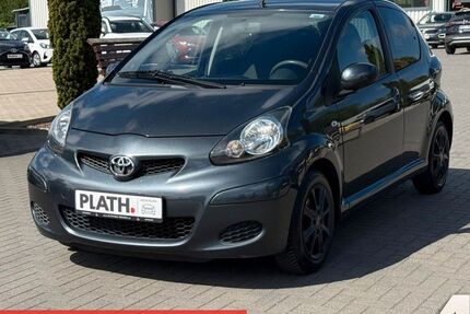 Toyota Aygo (X) 75.176 km 5.690 &euro; Rostock-Warnemünde 18119