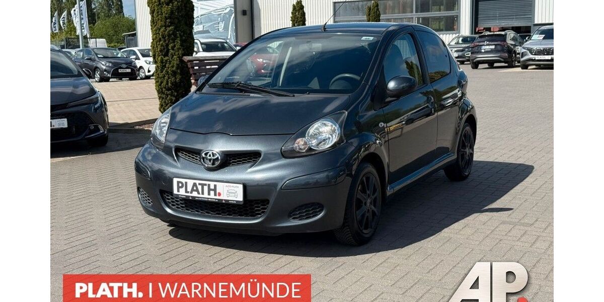 Toyota Aygo (X) 75.176 km 5.690 &euro; Rostock-Warnemünde 18119