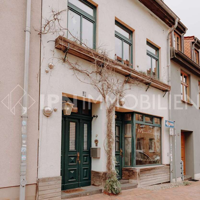 Haus zum Kaufen in Rostock 698.500 € 210 m²