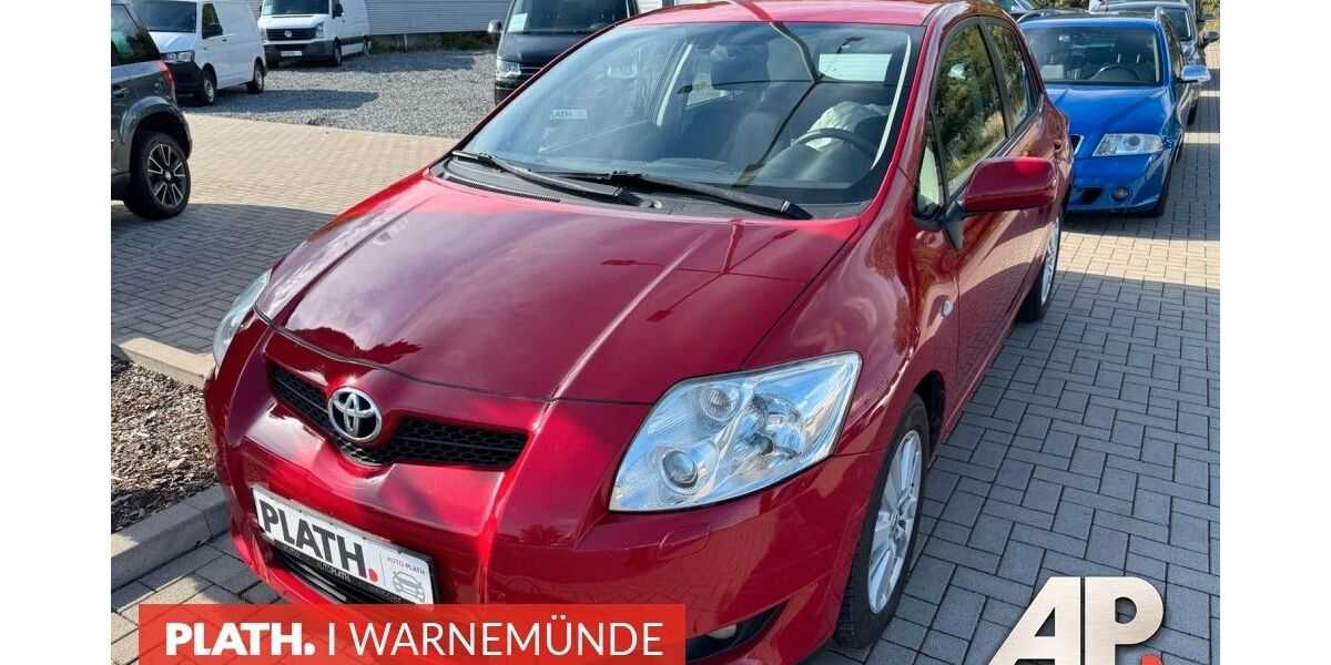 Toyota Auris 294.814 km 1.890 &euro; Rostock-Warnemünde 18119