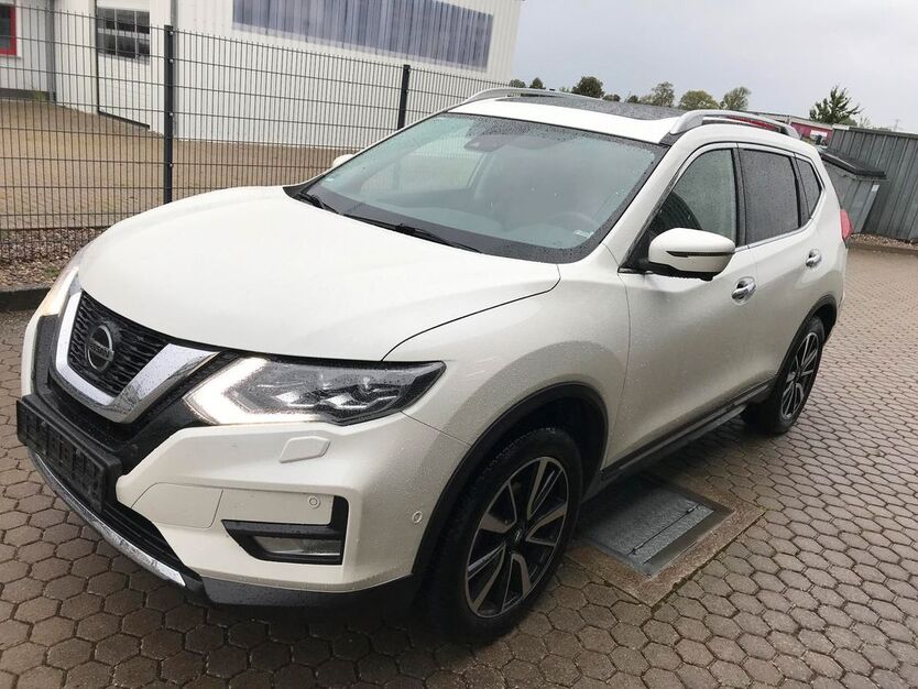 Nissan X-Trail 42.500 km 20.989 € Broderstorf / Rostock 18184