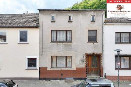 Reihenmittelhaus mit Potenzial, ideal für Handwerker 4 zimmer