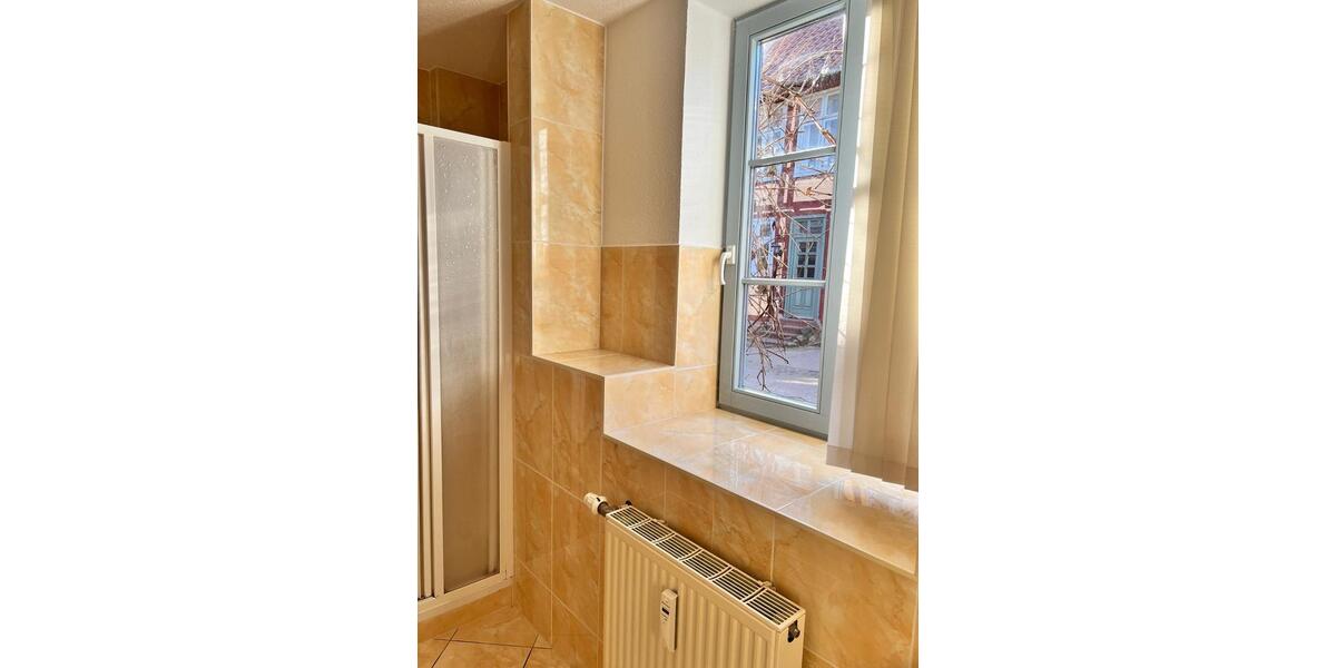 Erdgeschoßwohnung Bützow - 3 Zimmer, 110 m&sup2;, 990&euro; | Angebot:26176123