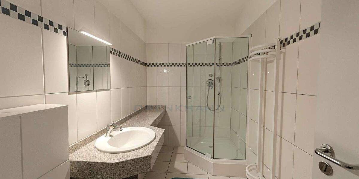 Gewerbeobjekt Rostock Kröpeliner Tor-Vorstadt - 2 Zimmer, 82 m&sup2;, 279.200&euro; | Angebot:25665361