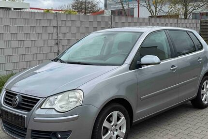VW Polo 120.500 km 5.250 &euro; Rostock 18107