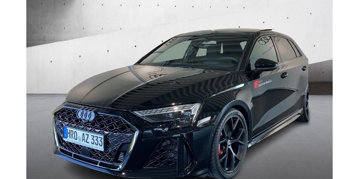 Audi RS3 3.000 km 72.990 &euro; Rostock 18059