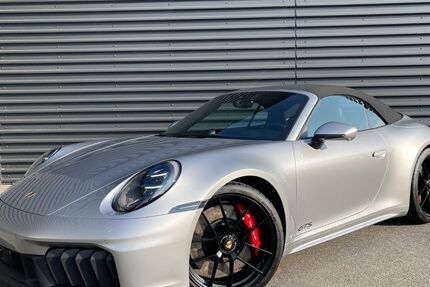 Porsche 992 3.950 km 204.750 &euro; Papendorf 18059