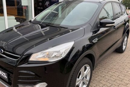 Ford Kuga 109.937 km 14.790 € Rostock 18059