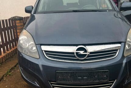 Opel Zafira 304.356 km 2.800 &euro; Rostock 18146