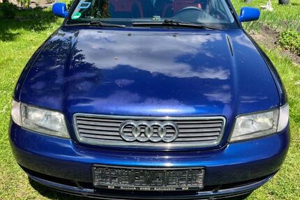 Audi A4 340.000 km 2.400 &euro; Rostock 18055