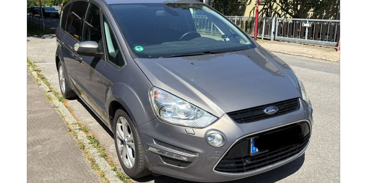 Ford S-Max 95.800 km 12.200 &euro; Rostock 18147