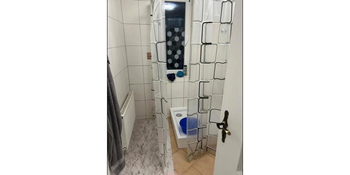 Erdgeschoßwohnung Rostock - 4 Zimmer, 120 m&sup2;, 18&euro; | Angebot:26338734
