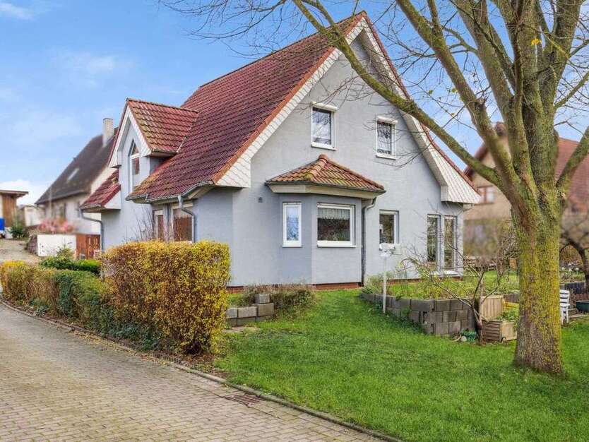 Haus zum Kaufen in Laage 298.000 € 110 m²