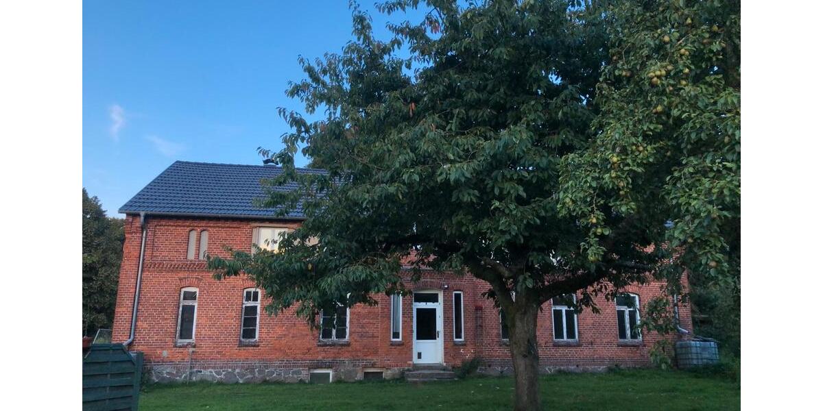 Etagenwohnung Schwaan - 1 Zimmer, 11 m&sup2;, 450&euro; | Angebot:25498539