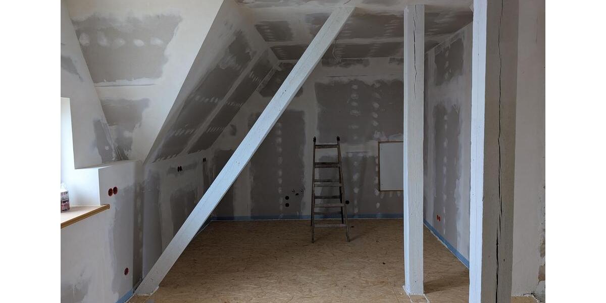 Dachgeschoßwohnung Rostock Hansaviertel - 1 Zimmer, 75 m&sup2;, 985&euro; | Angebot:25216603