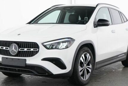 Mercedes-Benz GLA 180 13.840 km 37.700 &euro; Bad Doberan 18209