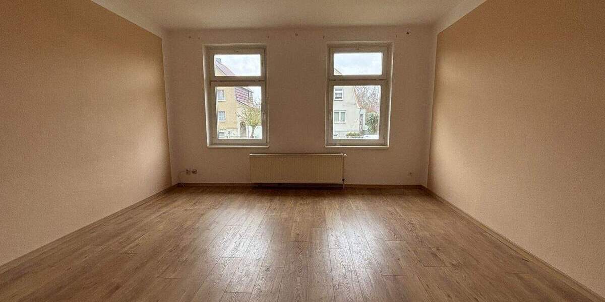 Doppelhaushälfte Bützow - 6 Zimmer, 150 m&sup2;, 260.000&euro; | Angebot:25770942
