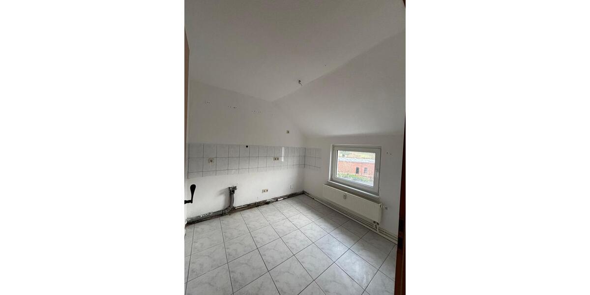 Dachgeschoßwohnung Bützow - 2 Zimmer, 54 m&sup2;, 380&euro; | Angebot:24878204