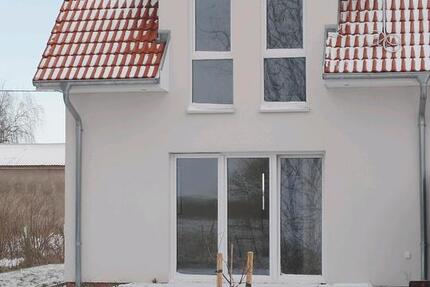 traumhafte neue Doppelhaushälfte mit Grundstück zu vermieten 5 zimmer