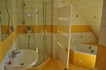 Einfamilienhaus Broderstorf - 10 Zimmer, 255 m&sup2;, 575.000&euro; | Angebot:27194907