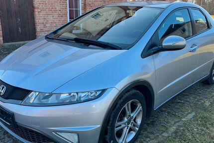 Honda Civic 175.300 km 6.499 &euro; Bargeshagen 18211
