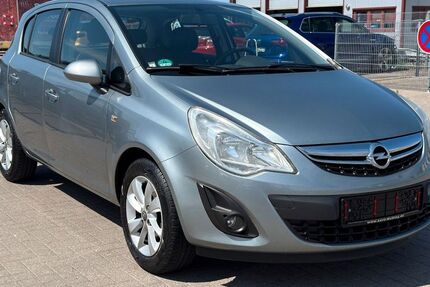 Opel Corsa 156.454 km 4.299 &euro; Tessin 18195