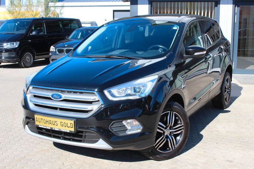Ford Kuga 168.169 km 14.990 € Rostock 18107