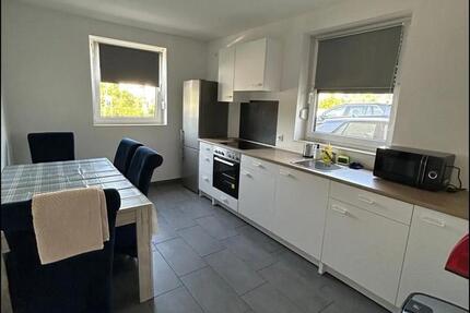 Wohnung Dummerstorf - 4 Zimmer, 200 m&sup2;, 22&euro; | Angebot:24695199