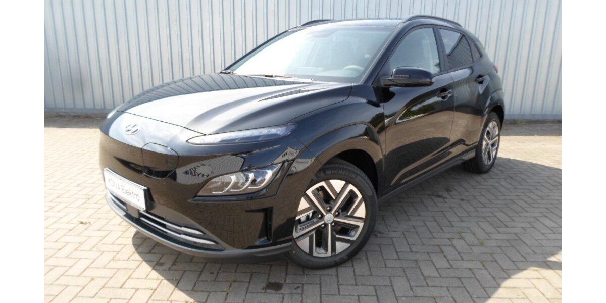 Hyundai KONA 3.800 km 24.990 &euro; Ribnitz-Damgarten 18311