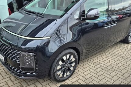 Hyundai STARIA 48.500 km 39.960 € Rostock 18146