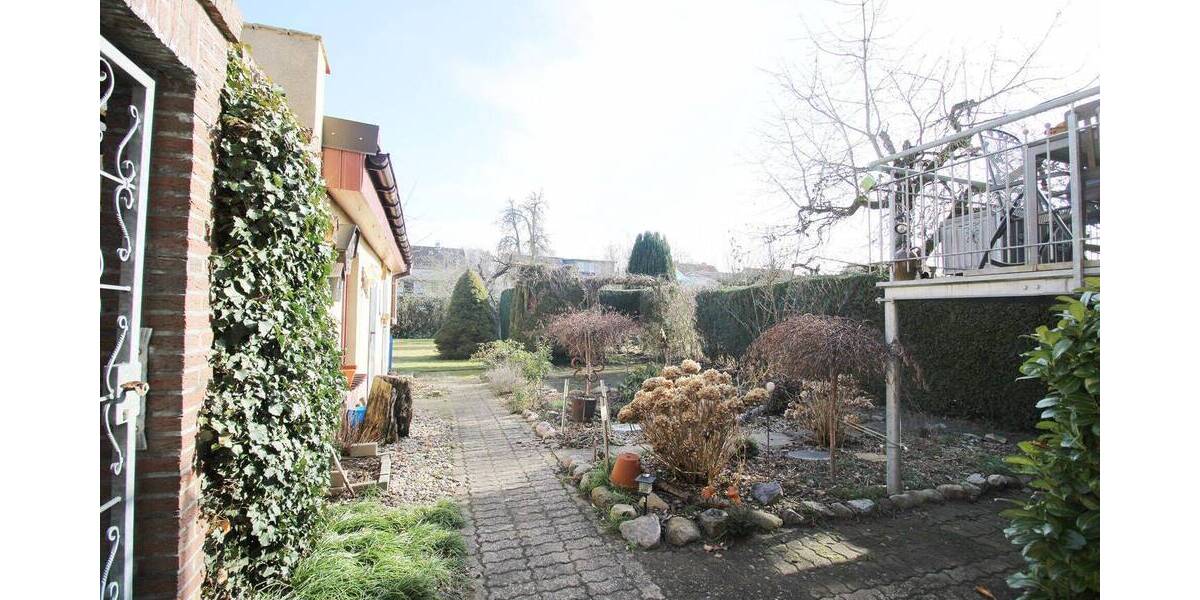 Doppelhaushälfte Bützow - 5 Zimmer, 157 m&sup2;, 229.000&euro; | Angebot:25801721