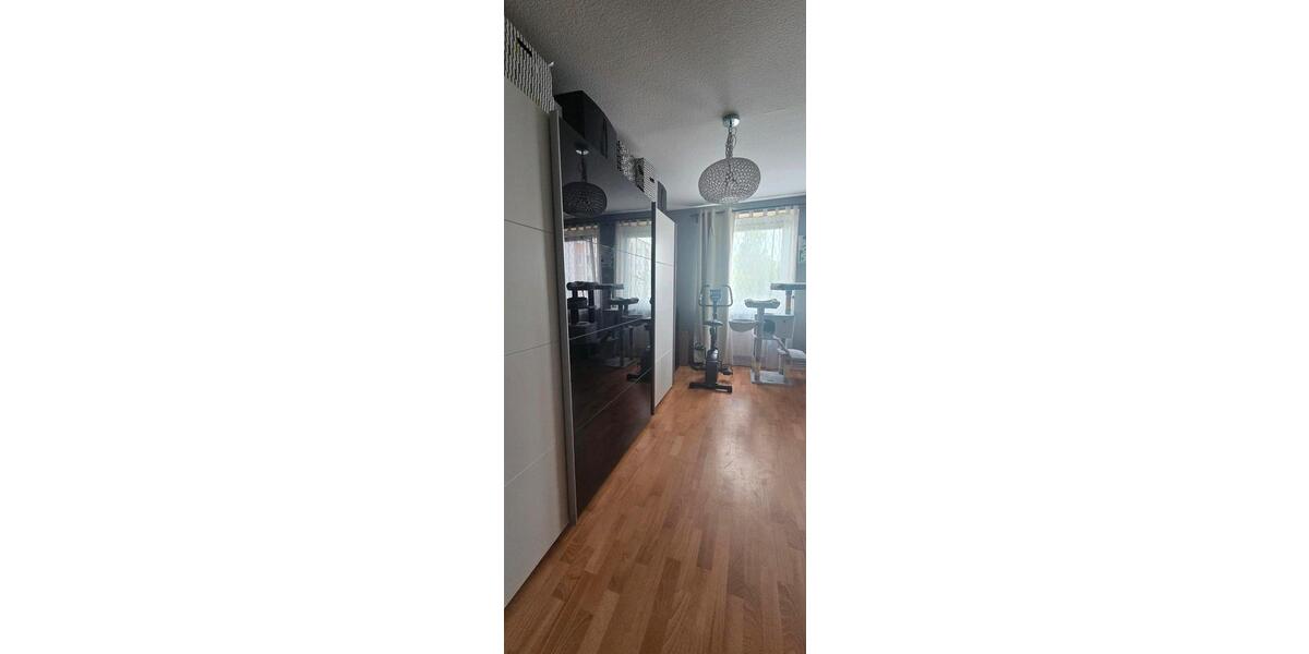 Etagenwohnung Rostock Evershagen - 3 Zimmer, 106 m&sup2;, 1.000&euro; | Angebot:26651736