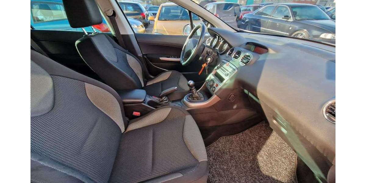 Peugeot 308 213.200 km 4.480 &euro; Rostock 18069