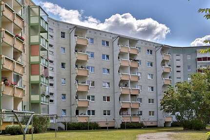 Wohnung Rostock Dierkow - 2 Zimmer, 51 m&sup2;, 360&euro; | Angebot:27285857