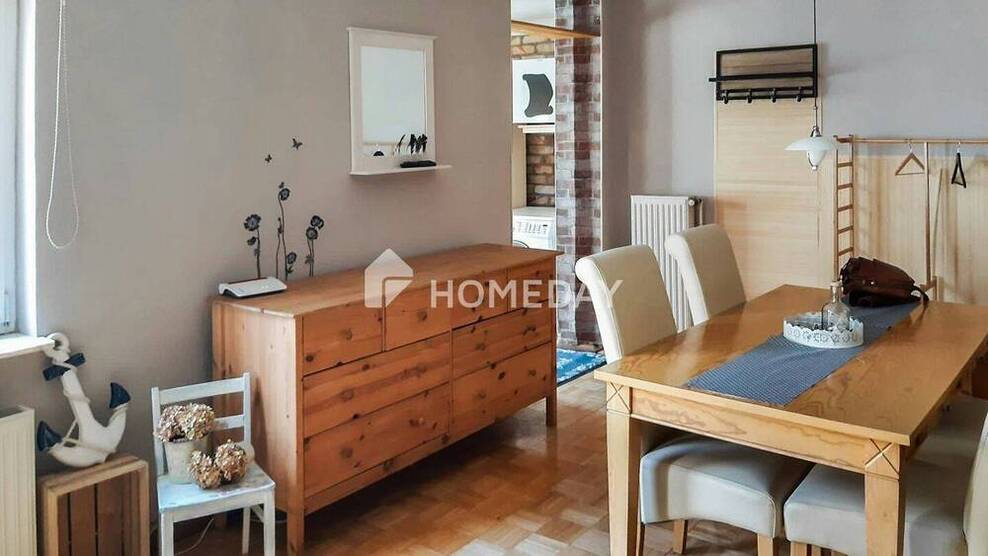 Vermietetes Zweifamilienhaus mit viel Stauraum im Keller