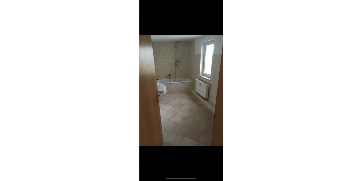 Hochparterre Marlow - 4 Zimmer, 100 m&sup2;, 900&euro; | Angebot:24511864