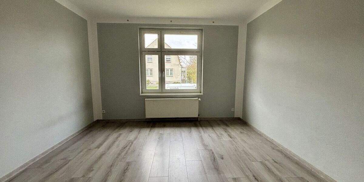 Doppelhaushälfte Bützow - 6 Zimmer, 150 m&sup2;, 260.000&euro; | Angebot:25770942