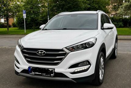 Hyundai TUCSON 113.490 km 16.500 &euro; Rostock 18106