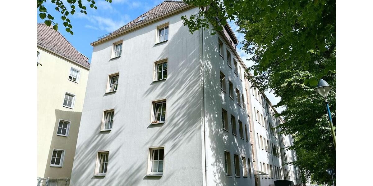 Dachgeschoßwohnung Rostock Hansaviertel - 3 Zimmer, 56 m&sup2;, 1.140&euro; | Angebot:24754744