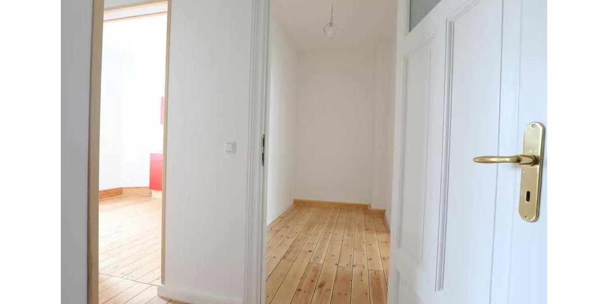 Etagenwohnung Rostock Hansaviertel - 2 Zimmer, 62 m&sup2;, 670&euro; | Angebot:26593699