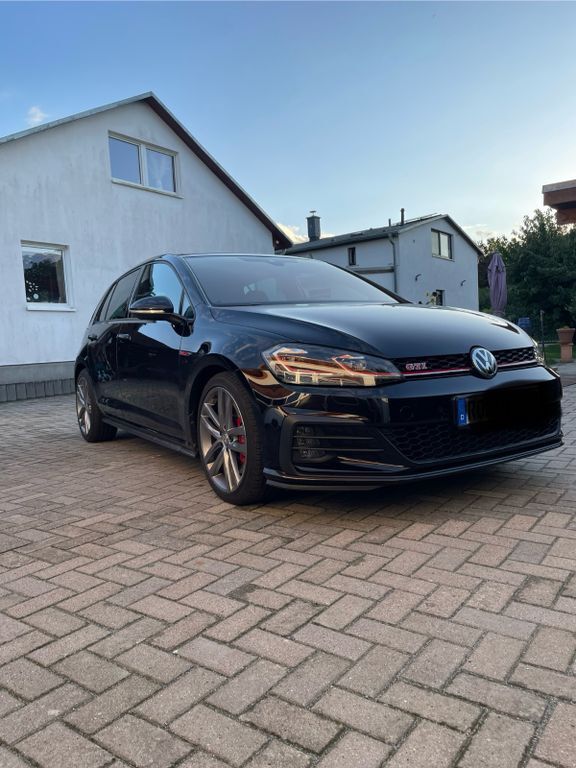 VW Golf 83.000 km 22.500 € Bentwisch 18182