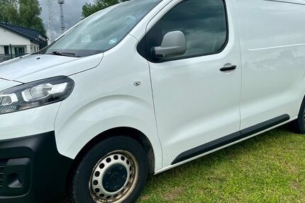 Opel Vivaro 300.000 km 7.700 € Rostock 18147