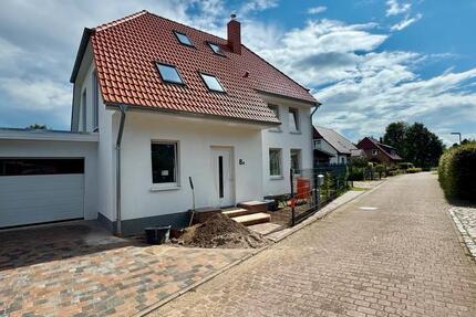 Modernes Haus - Neubau in Rostock (Lichtenhagen-Dorf - ostseenah) 5 zimmer