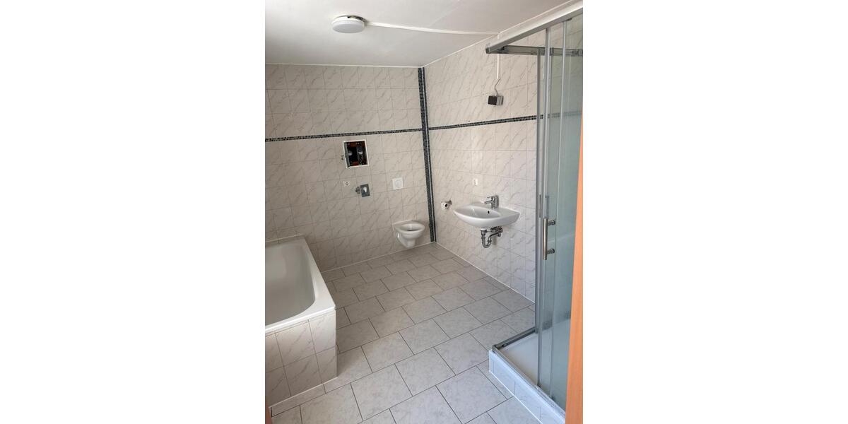 Etagenwohnung Ribnitz-Damgarten Damgarten - 3 Zimmer, 120 m&sup2;, 1.164&euro; | Angebot:26489171