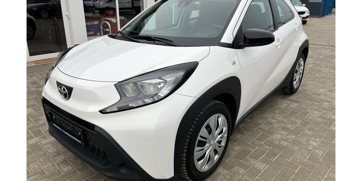 Toyota Aygo (X) 15.089 km 14.490 &euro; Tessin 18195